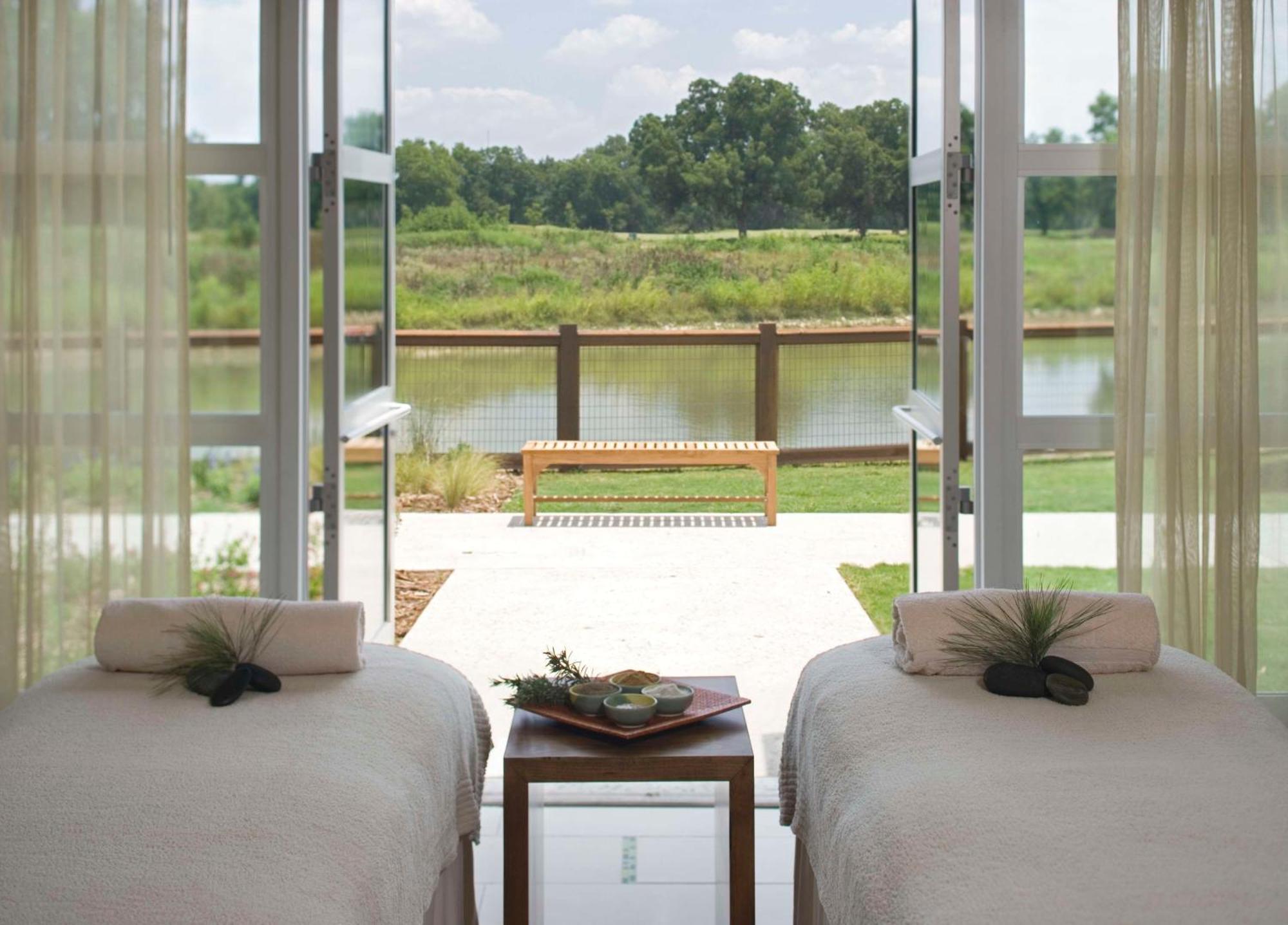 Hyatt Regency Lost Pines Resort And Spa Cedar Creek Exteriör bild